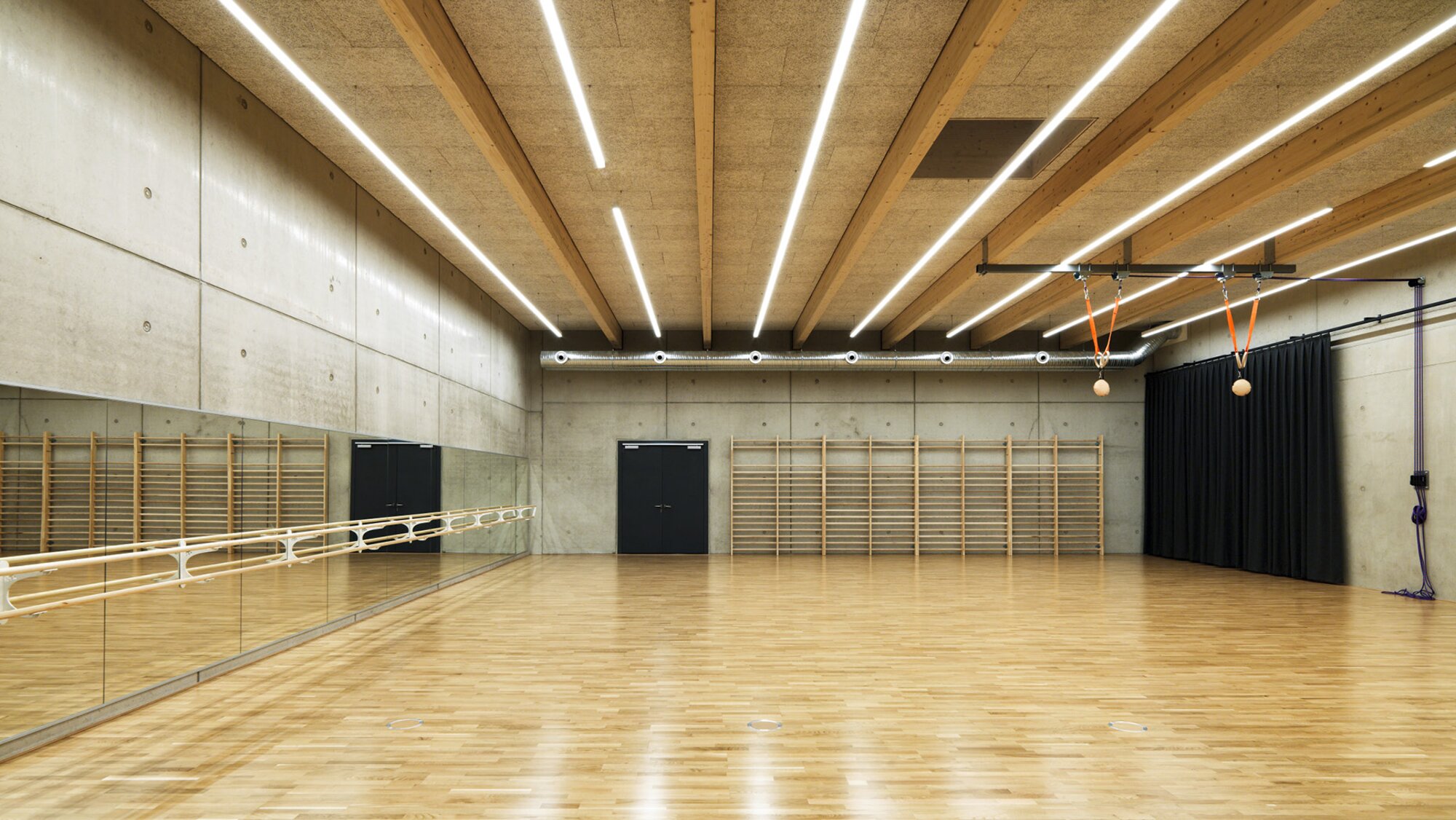 Lighting for sports halls XAL